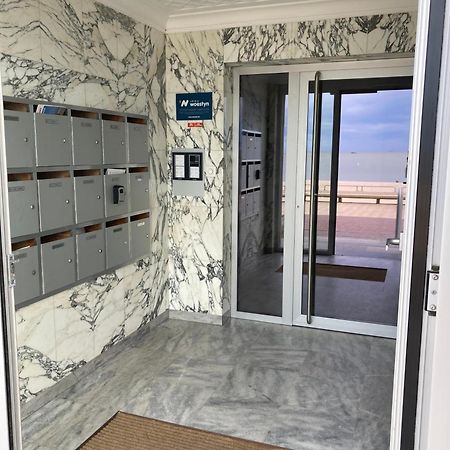 Oase At The Sea Apartment Де Хаан Екстериор снимка