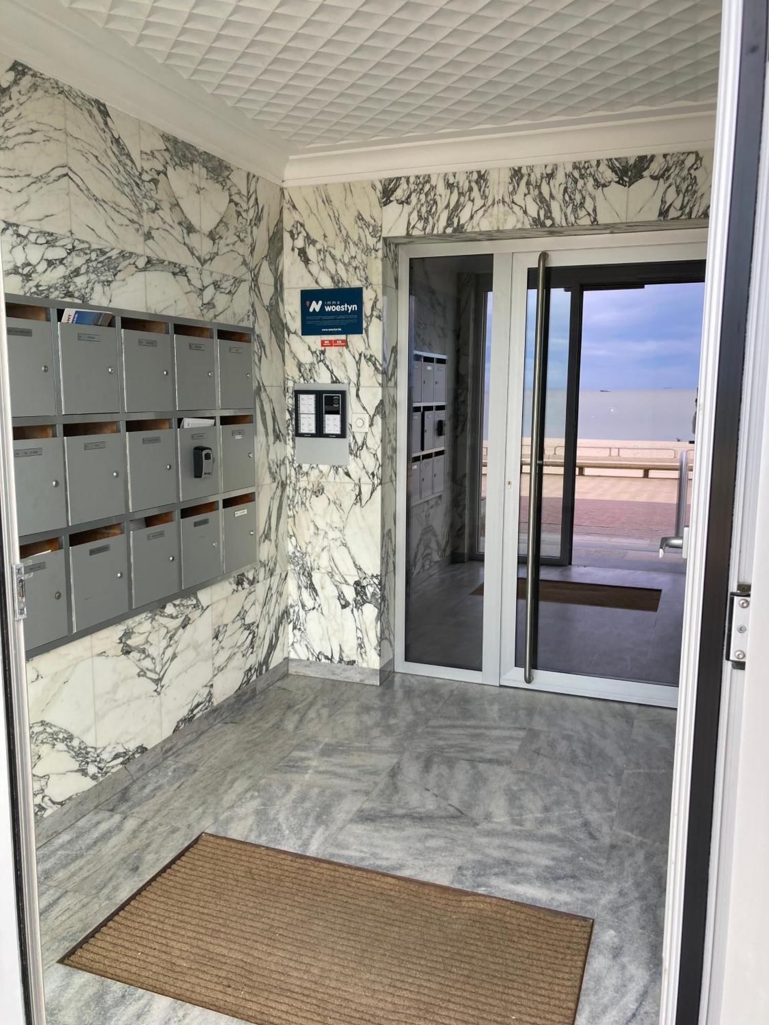 Oase At The Sea Apartment Де Хаан Екстериор снимка
